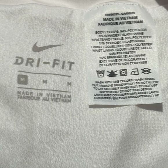 Nike Dri-Fit White Mesh Knit Pull-on Crew Athletic Running Shorts Ladies Medium - Picture 2 of 9